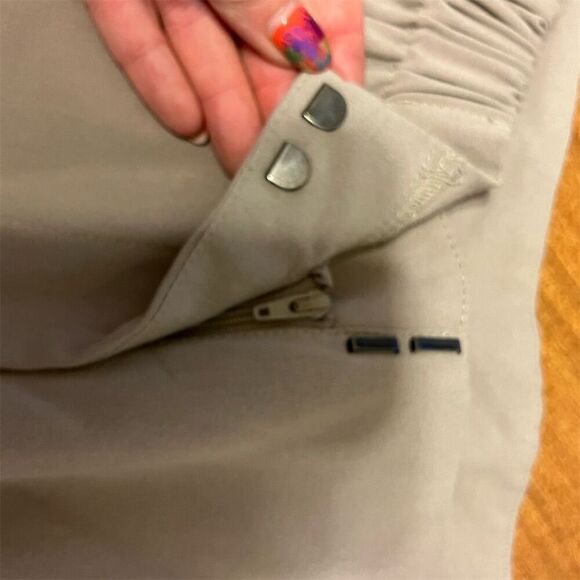 Vero Moda Women's Beige Khaki Chino Pants Size 36 Solid Snug Fit - Picture 4 of 6